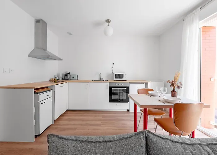 L'armagnac T2 Proche Gare Avec Parking Gratuit アパート *